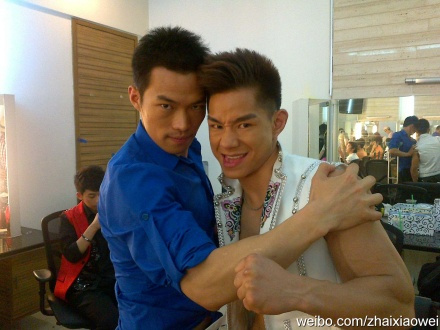 杨建平和单腿舞王翟孝伟