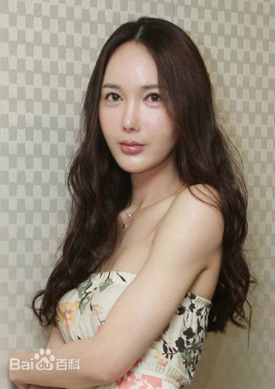 李诗妍