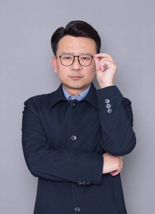 龙威