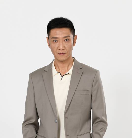 骆磊
