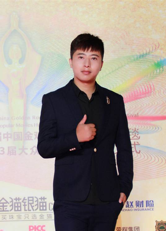 周晓鹏