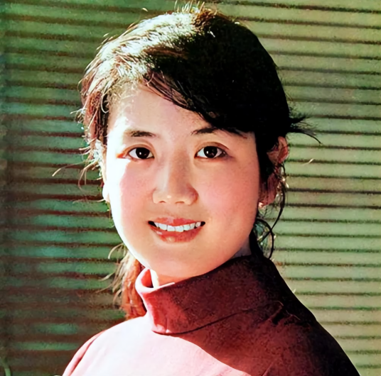 李秀明