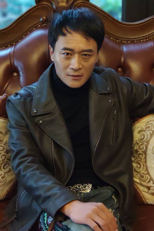 李军