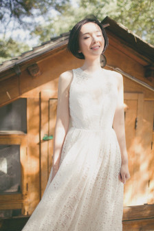 李依玲