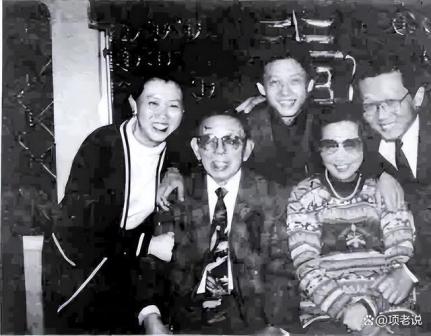 程前家庭照