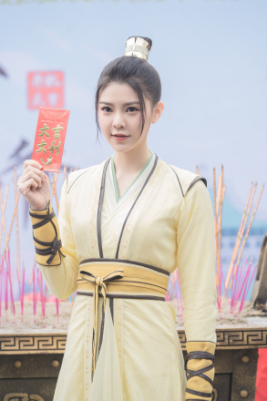 《烈火战马》黎姗姗 