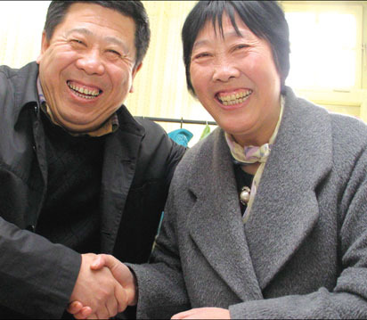 程煜与失散40年的姑妈相认 图