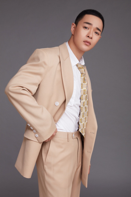 董春辉