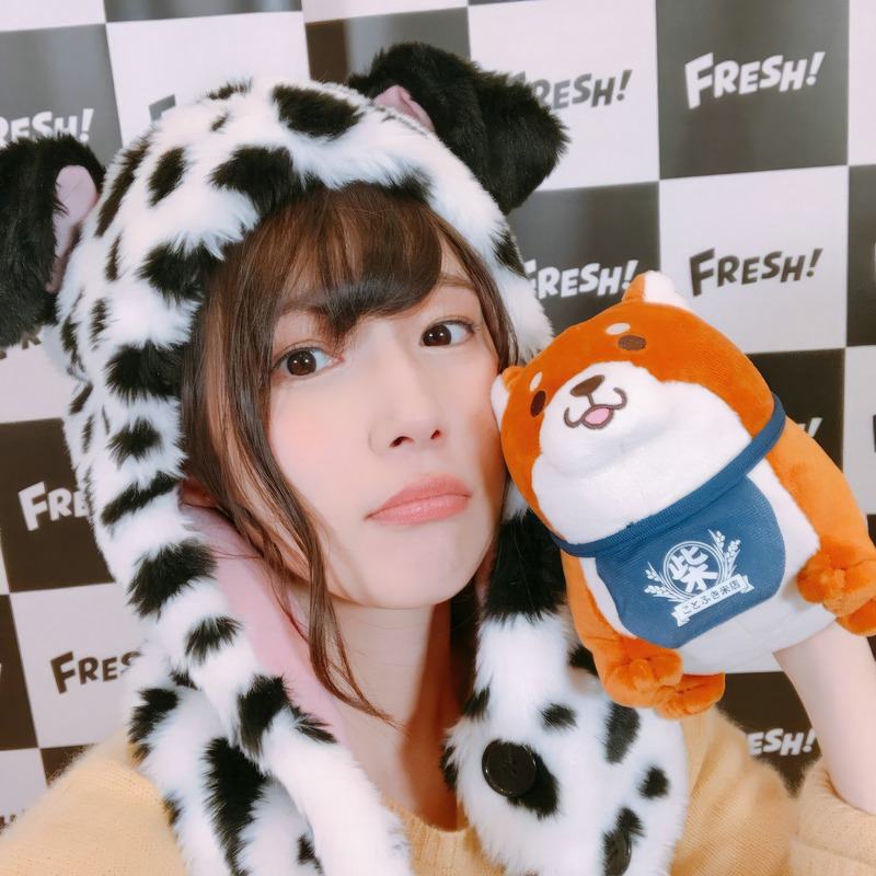 内田真礼