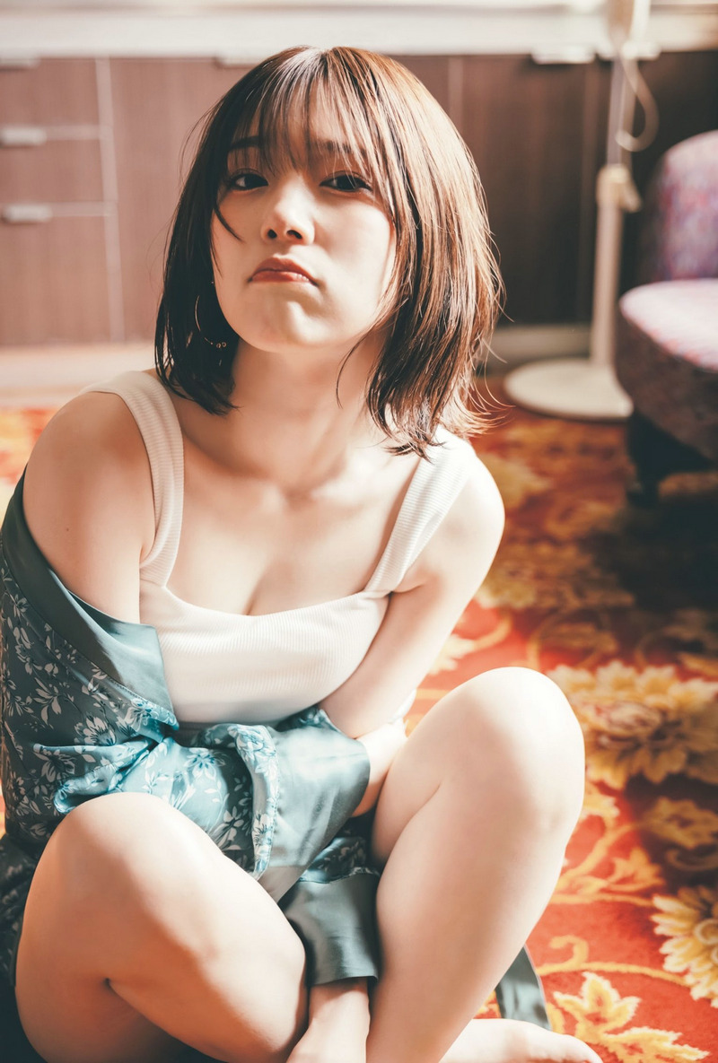内田真礼