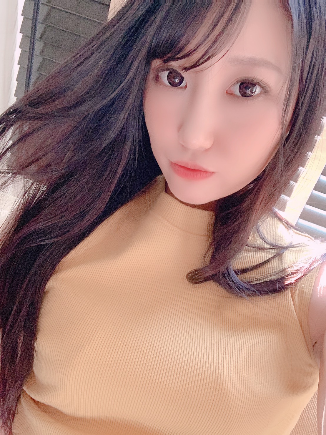 小向まひる