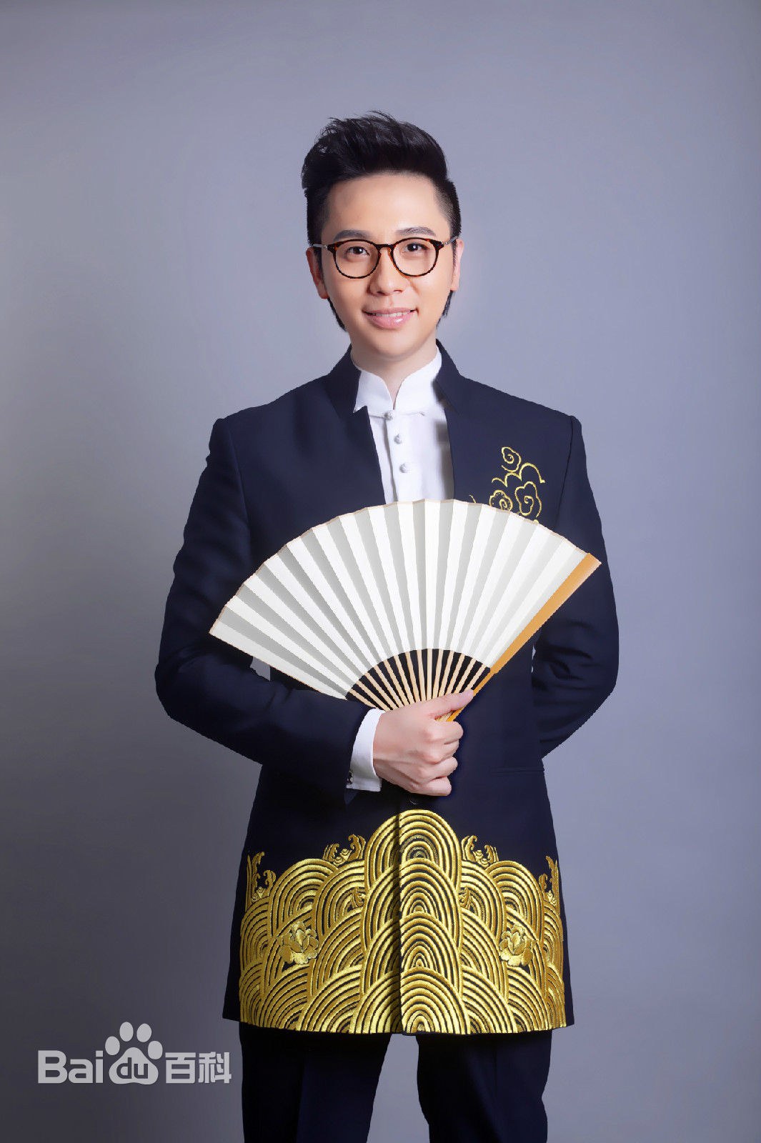 李铭宇