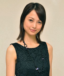 山田麻衣子