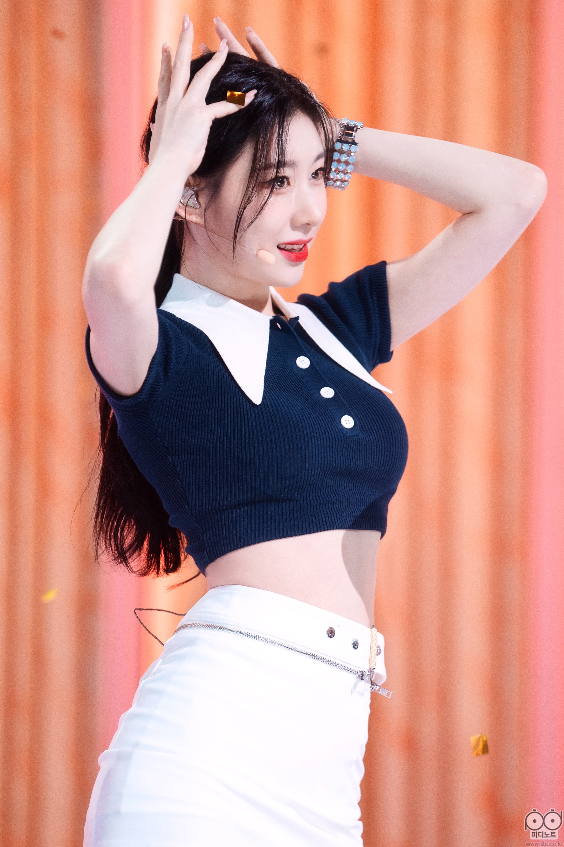 李彩领