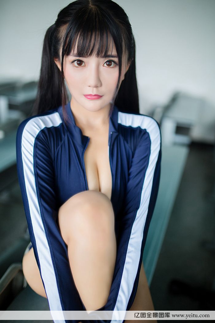 斗鱼美女阿乖Kiddo童颜巨乳私房写真