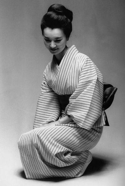 村松英子