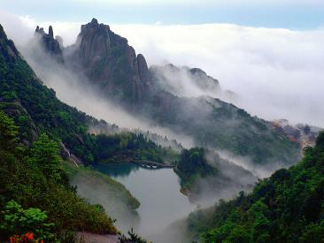 仙雾缭绕的太姥山