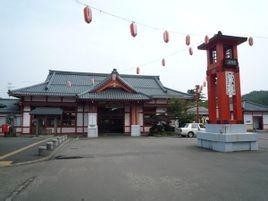 弥彦神社